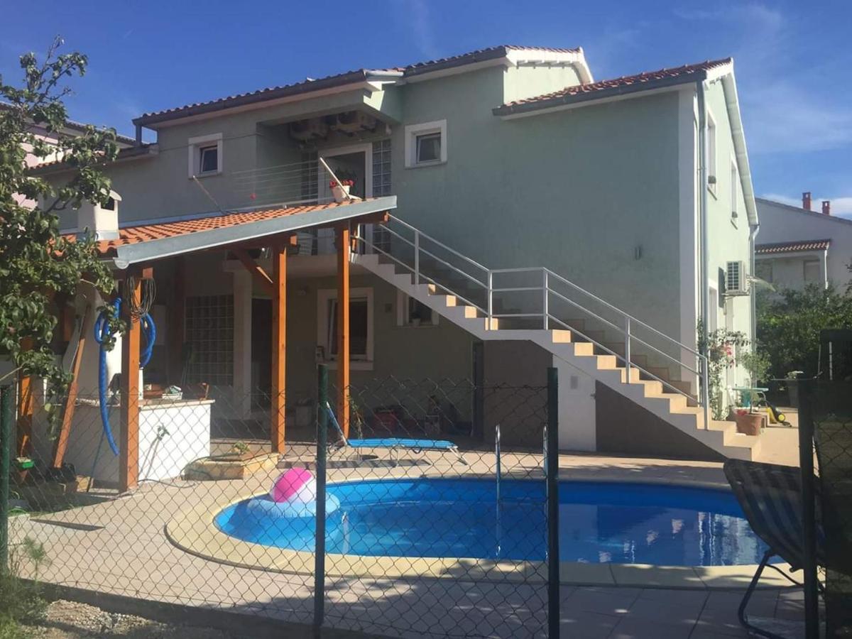 פאז'אנה Chillout Apartments With Pool Patricia מראה חיצוני תמונה