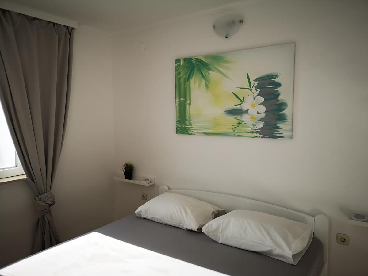 פאז'אנה Chillout Apartments With Pool Patricia מראה חיצוני תמונה