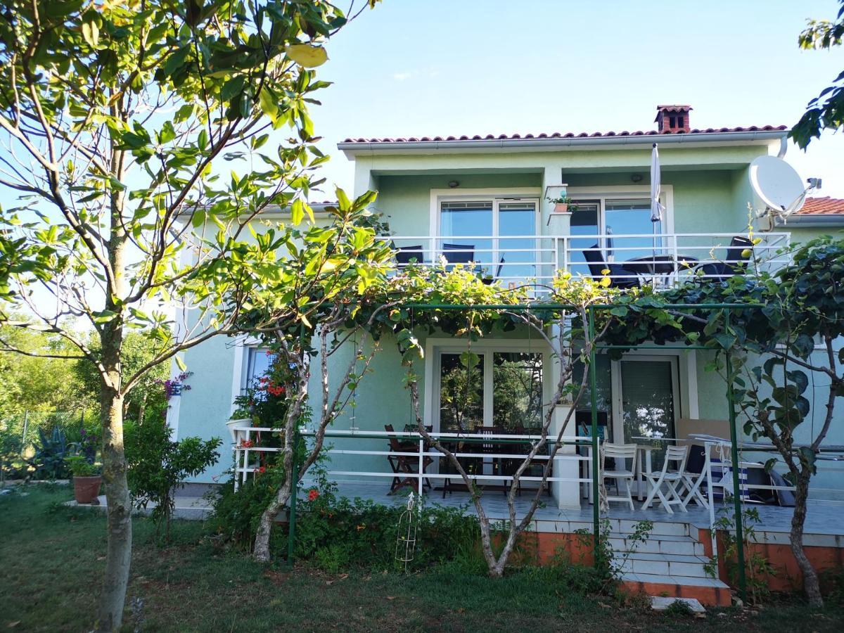 פאז'אנה Chillout Apartments With Pool Patricia מראה חיצוני תמונה