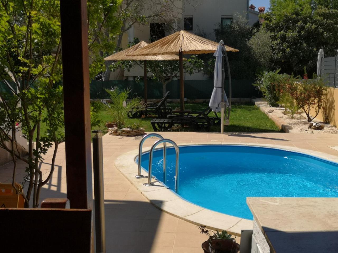 פאז'אנה Chillout Apartments With Pool Patricia מראה חיצוני תמונה